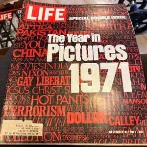 LIFE Magazine The Year in Pictures 1971